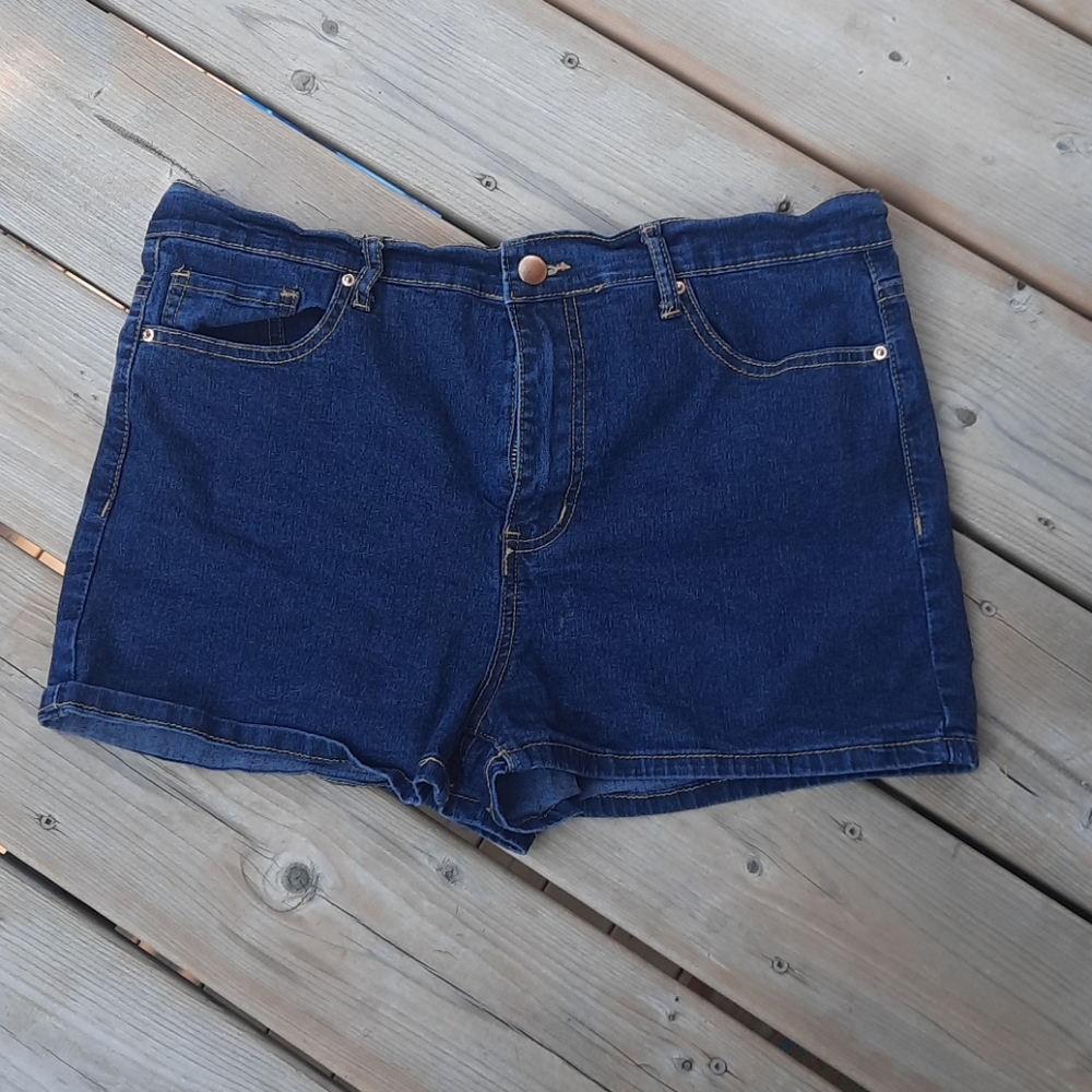 Forever 21 shorts